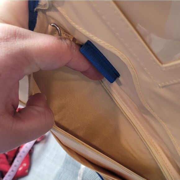 WELLSPRING Wristlet/Wallet - Picture 7 of 9